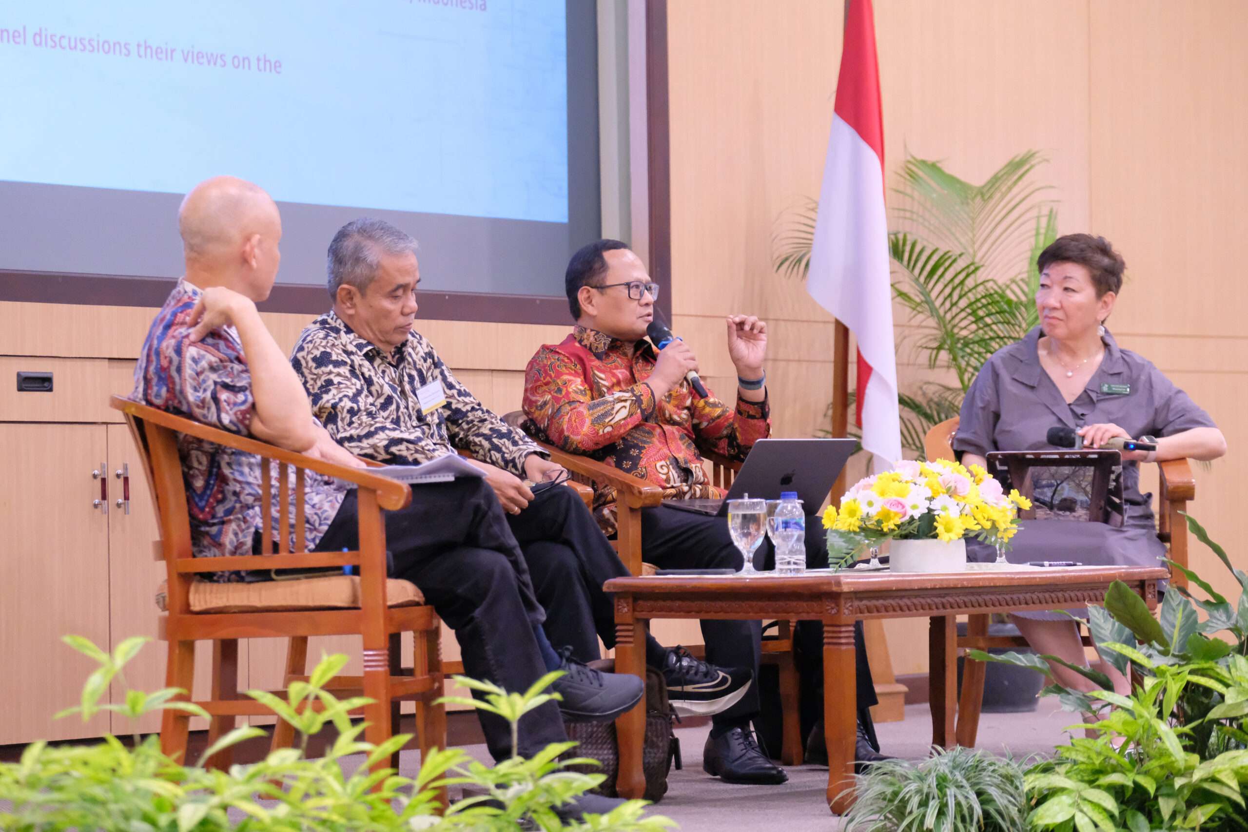 Roundtable Discussion between heads of institutions